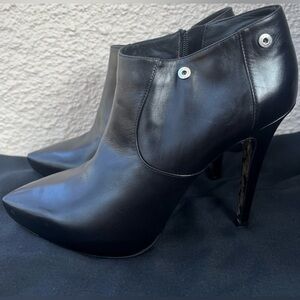 Black leather ankle boots Cesare Paciotti designer heels 7.5 booties